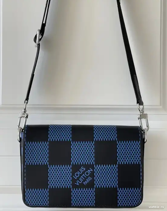 WIS LOUIS VUITTON MESSENGER STUDIO 0605
